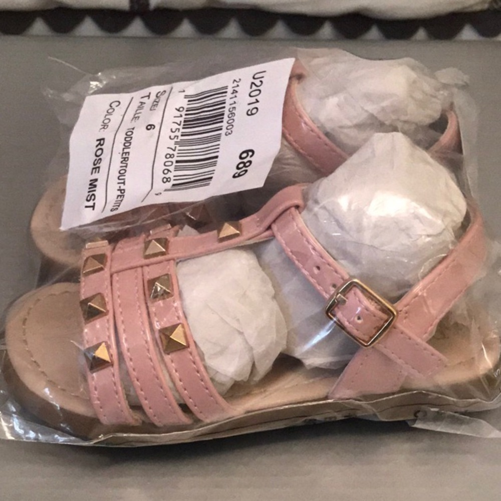 NWT Pink Studded Sandle
